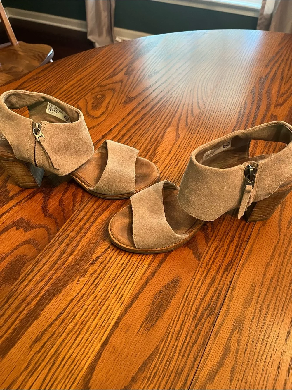 Toms Majorca Cutout Block Heel Sandals in Desert Taupe Suede